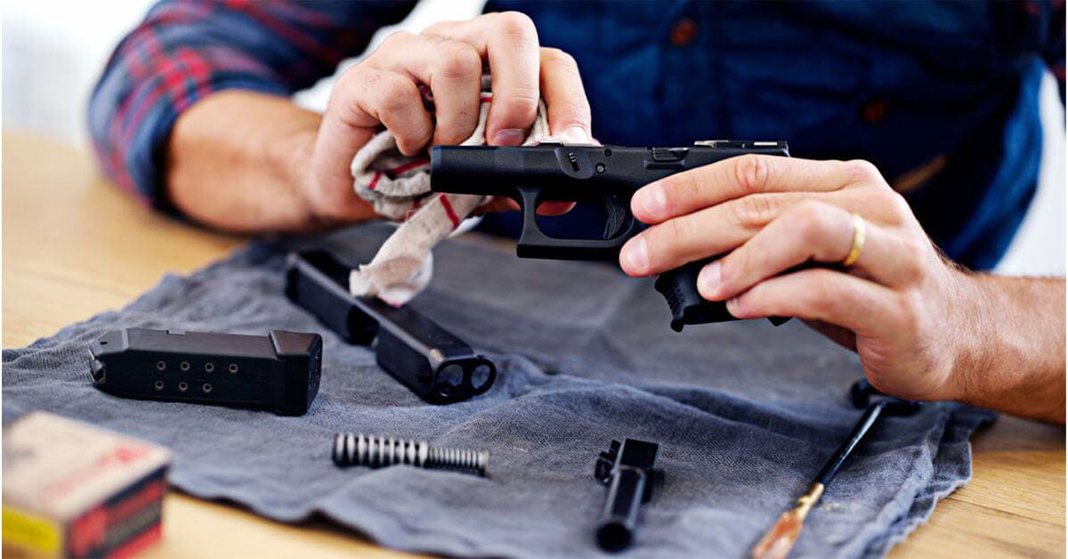 gun cleaning kits hero image 1