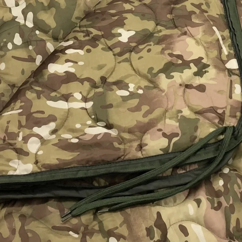 Poncho Liner with Zipper CP camouflage