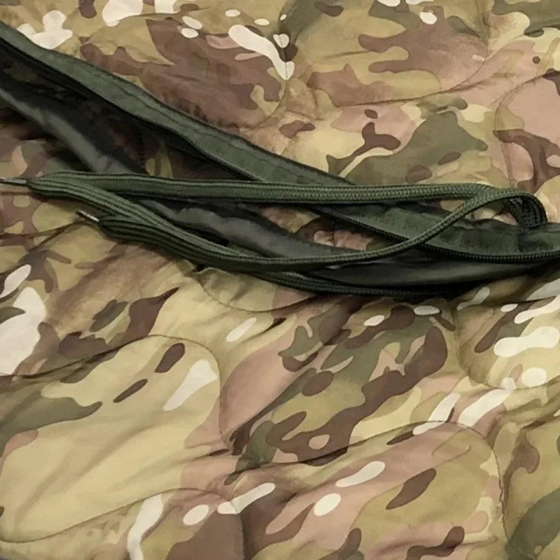 Poncho Liner with Zipper CP camouflage