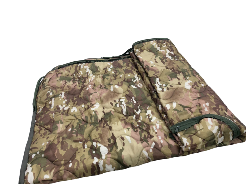 Poncho Liner with Zipper CP camouflage